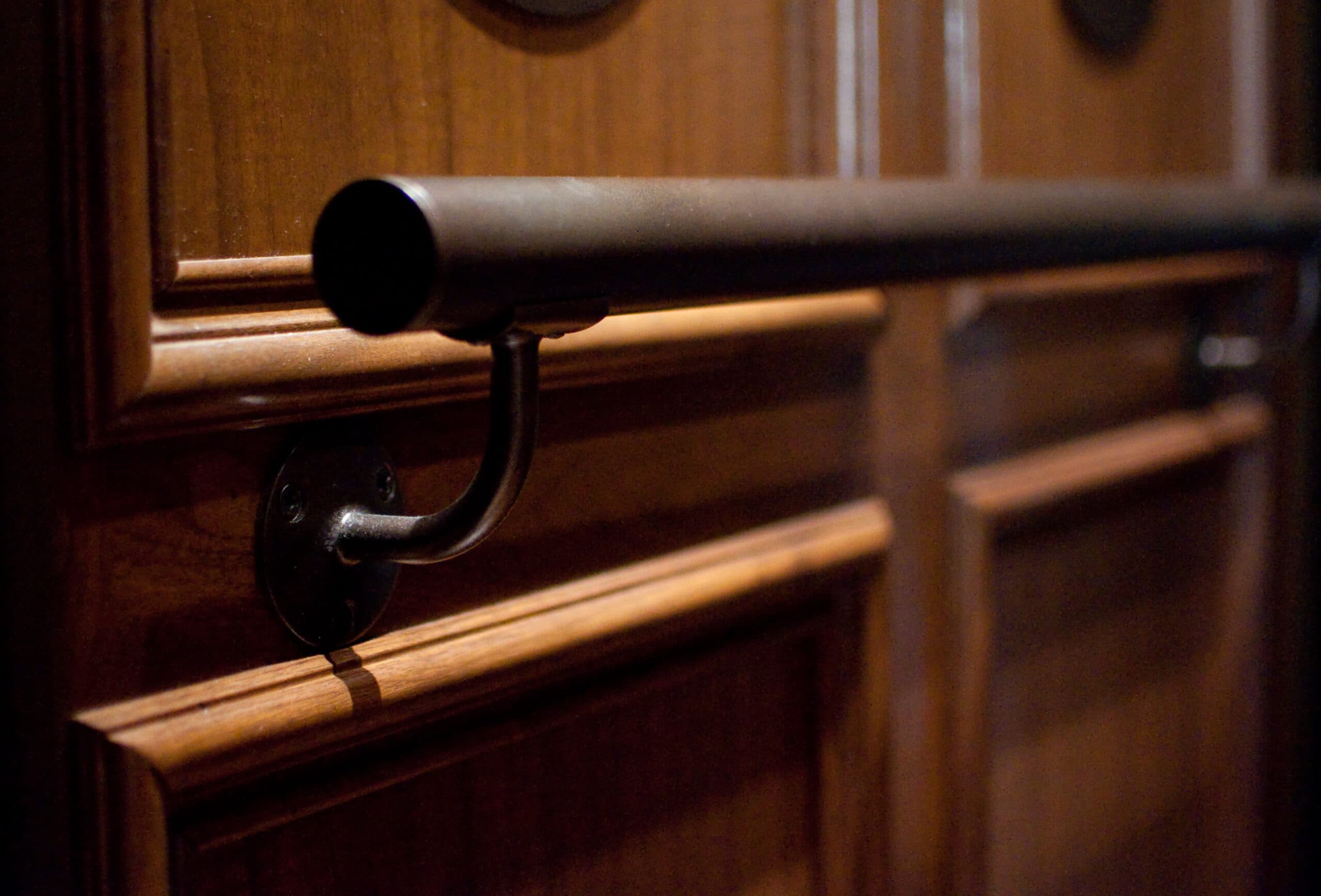 symmetry resi elevator round handrail
