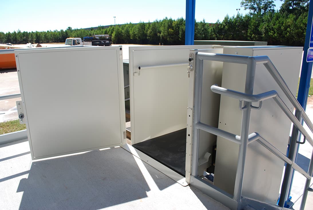 White VPL-UL at upper landing with gate open and wrap around handrail