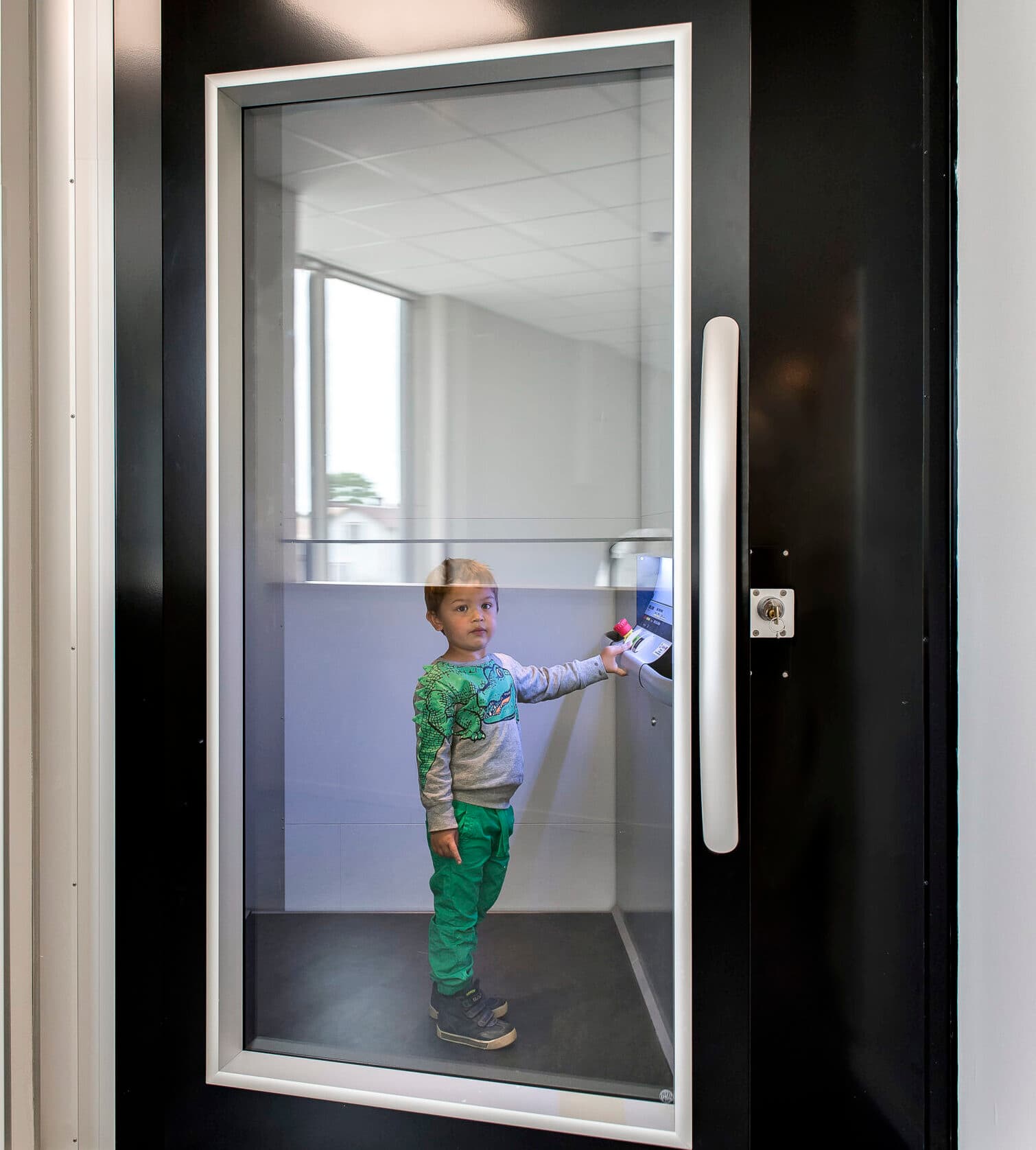 Cibes_A5000_Public_School_SE_Valbo_2016_No6