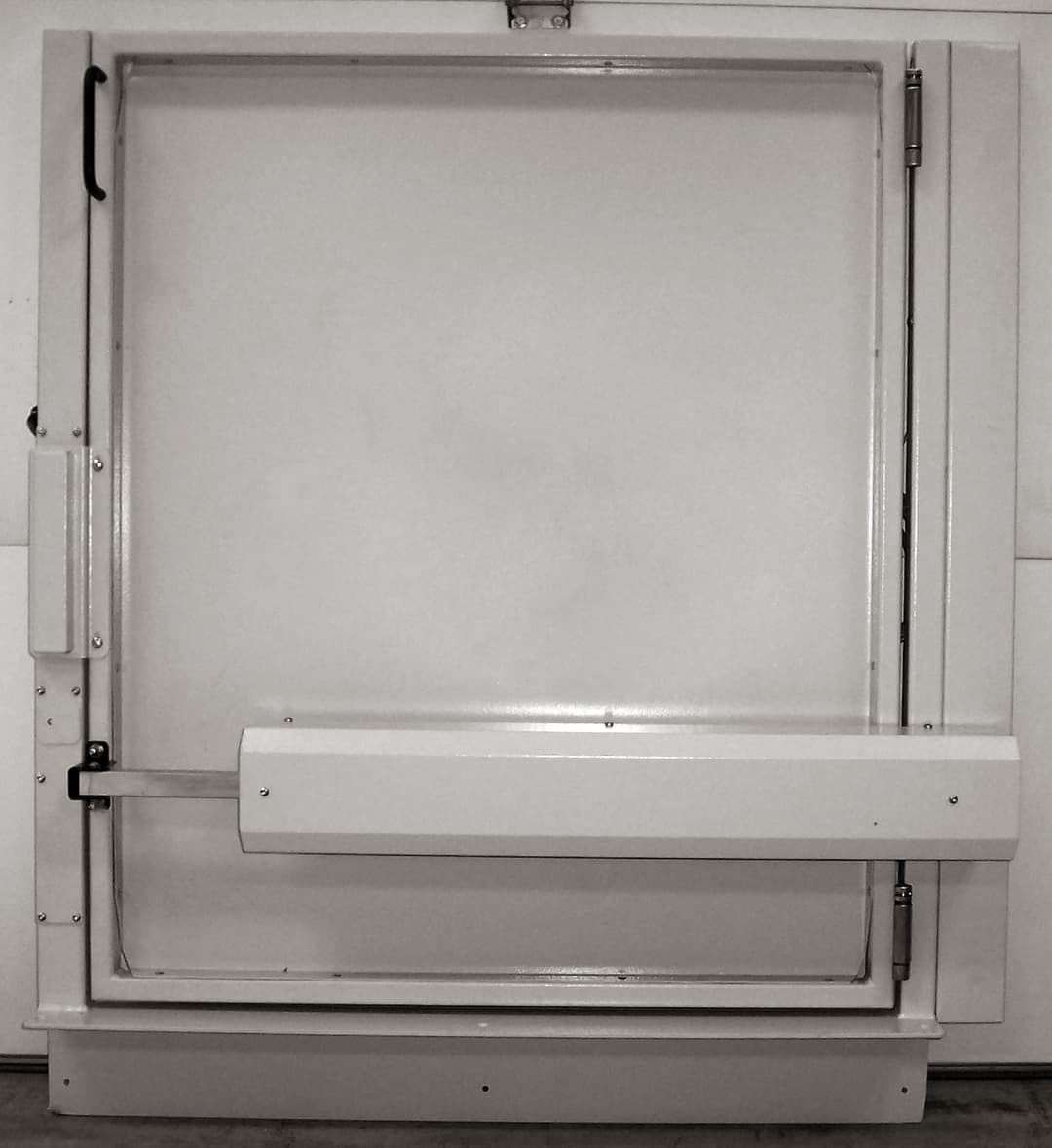 Vertical Platform Operator Symmetry vertical platform lift customizations - Cibes Symmetry